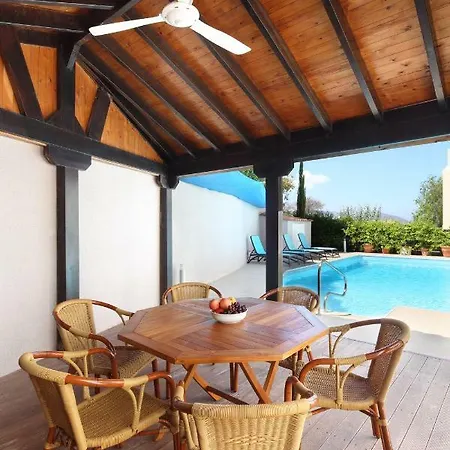 Blue On White Villa *